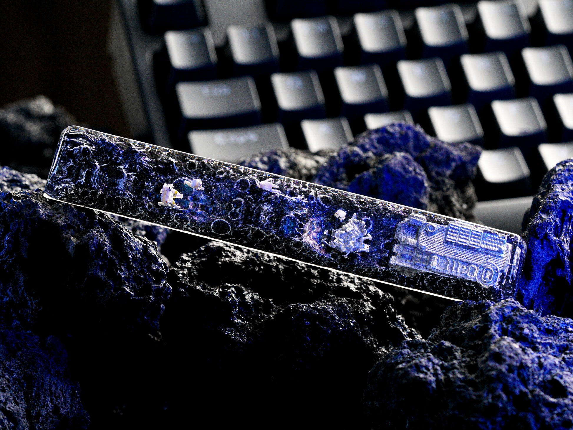 The Space Traveller Keycap- Astronaut Keycap- Galaxy Keycap- Universe Keycap- Resin Keycap for Mechanical Keyboard - Datkey Studio