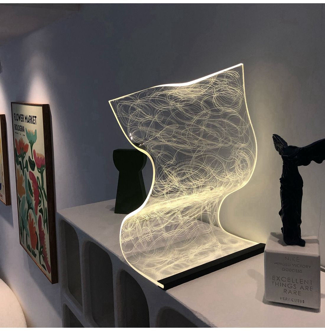 Luminary Artsy LED Table Lamp