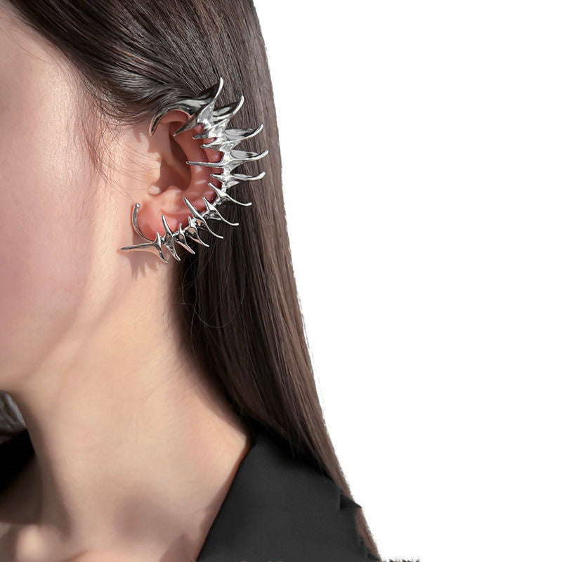 Cyberpunk Skeleton Spike Ear Clip