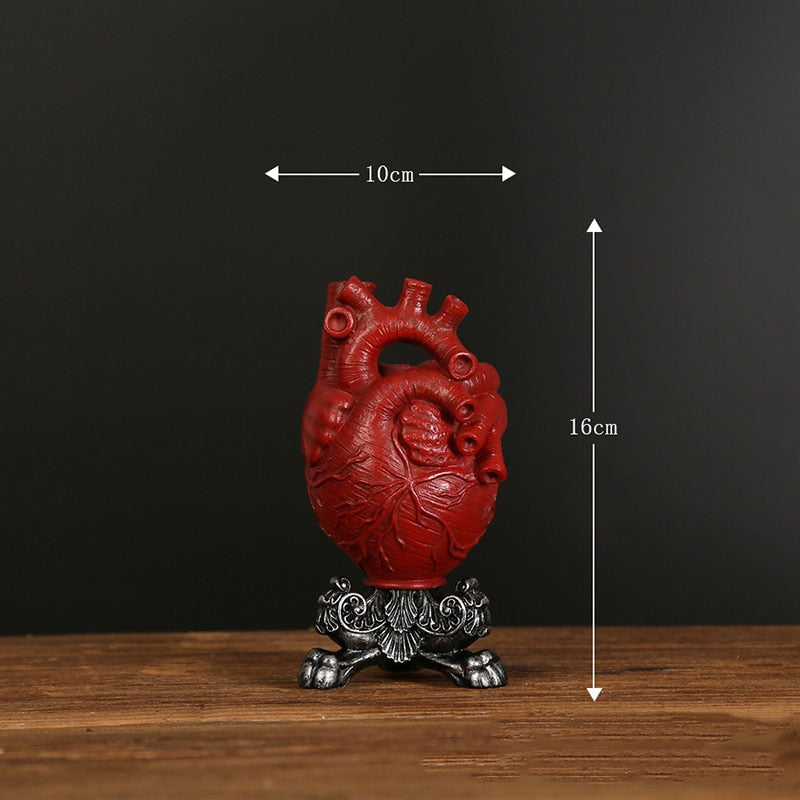 Nordic Detailed Heart Vase Home Decor