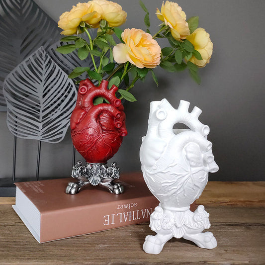 Nordic Detailed Heart Vase Home Decor