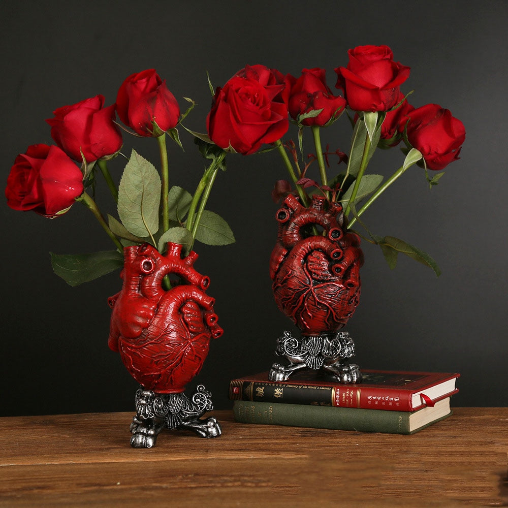 Nordic Detailed Heart Vase Home Decor