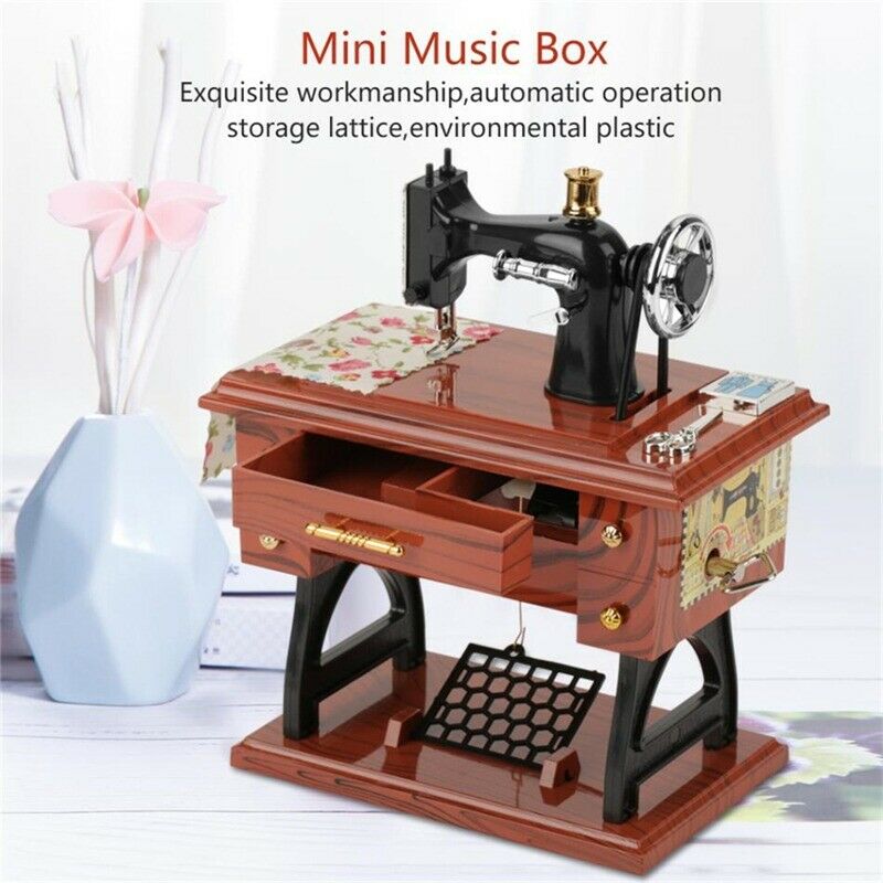 Mini Craft Retro Sewing Machine Decor