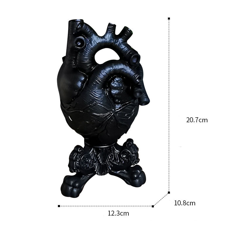 Nordic Detailed Heart Vase Home Decor