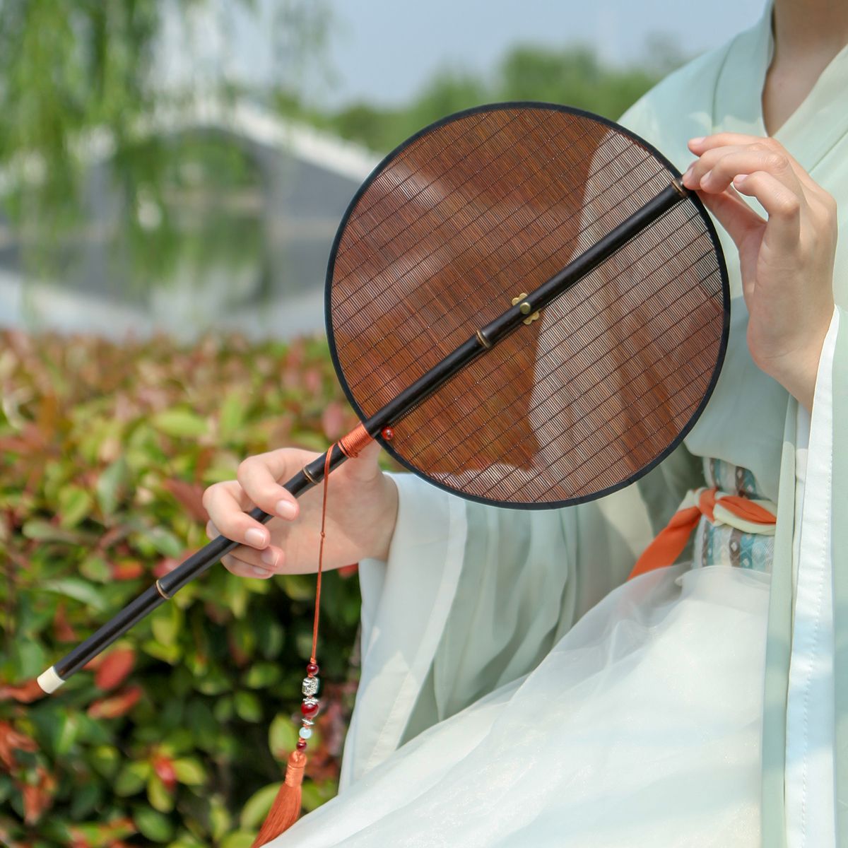 Foldable Bamboo Silk Hand Fan - UTILITY5STORE