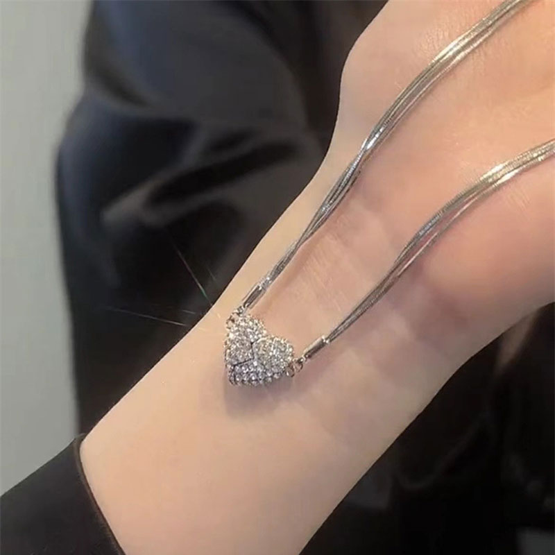Ice Love Magnetic Zircon Heart Necklace