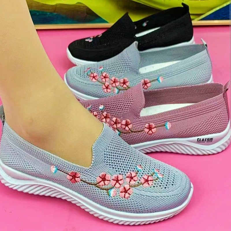 Daily Walk Lightweight Breathable Floral Sneakers