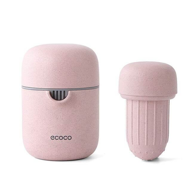 Portable Simple Pastel Mini Juicer