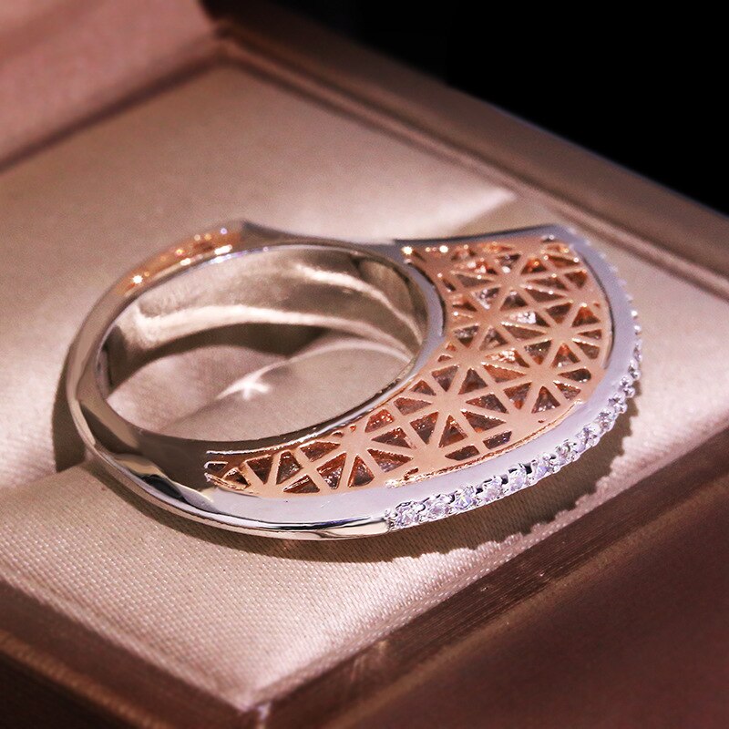 Zirconium Moon Shape Personality Ring