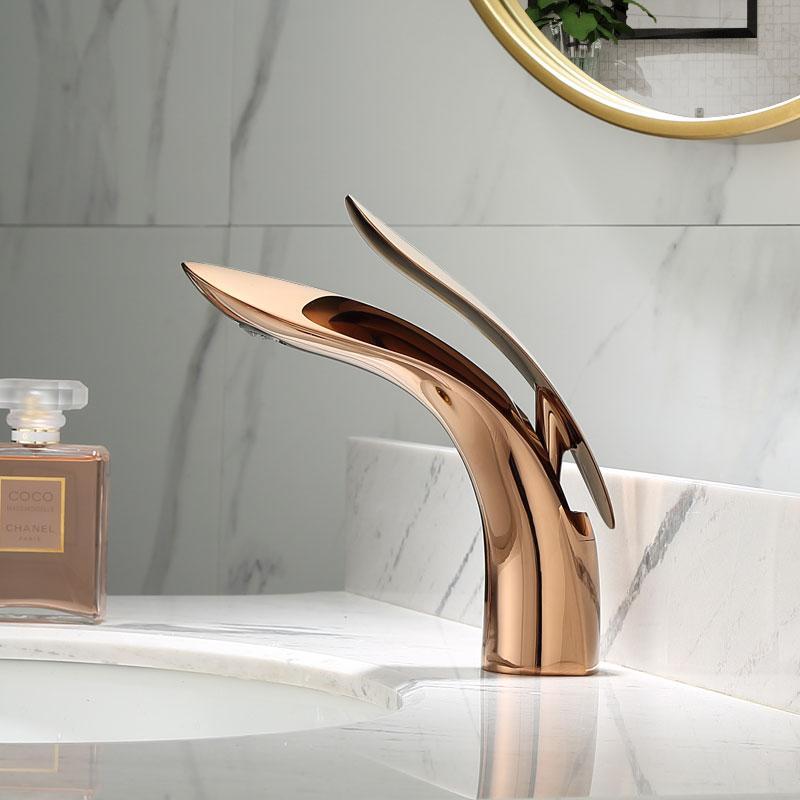 Luxury Elegant Waterfall Faucet