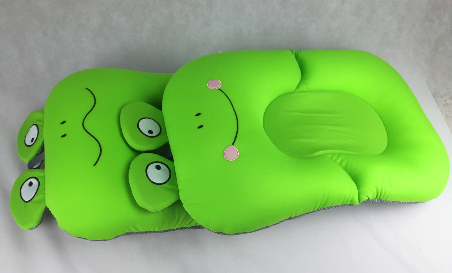 Portable Newborn Baby Shower Cushion