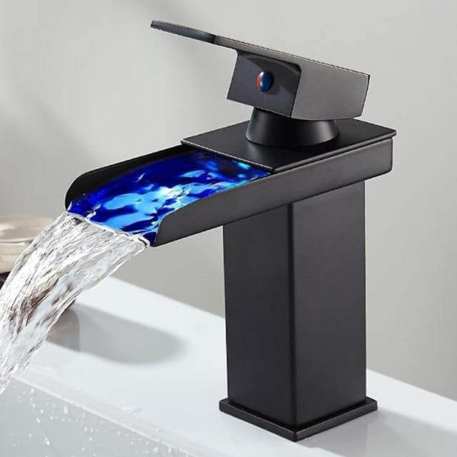 Water Temperature Sensitive LED Bathroom Faucet