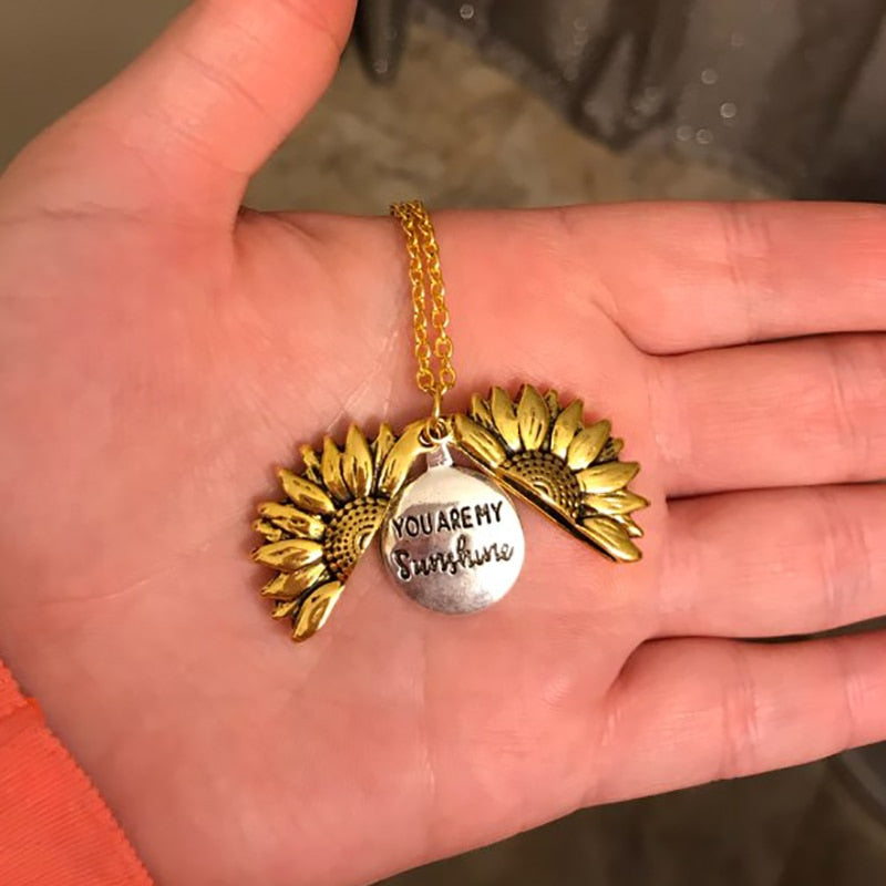 You Are My Sunshine Sunflower Creative Necklace