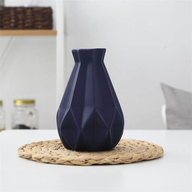 Modern Europe Brief Matt Diamond Porcelain Ceramic Vase - UTILITY5STORE