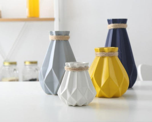 Modern Europe Brief Matt Diamond Porcelain Ceramic Vase - UTILITY5STORE